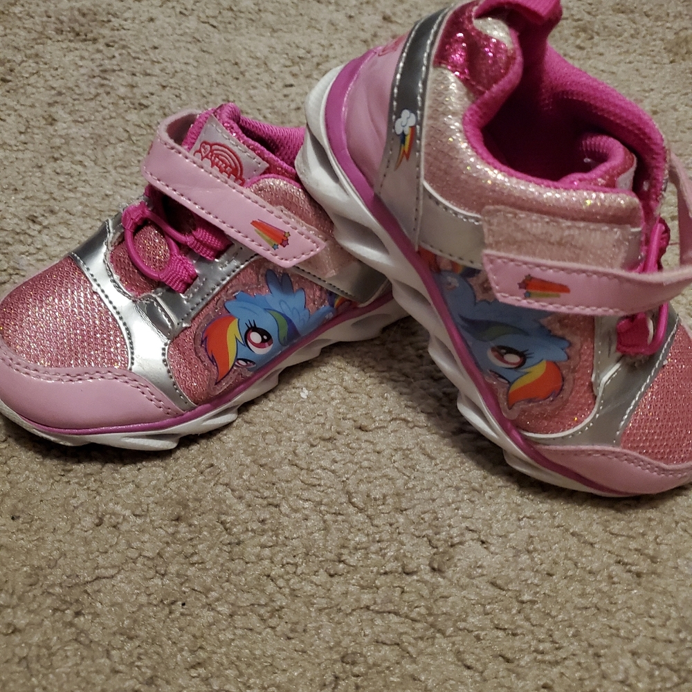 Rainbow Dash shoes